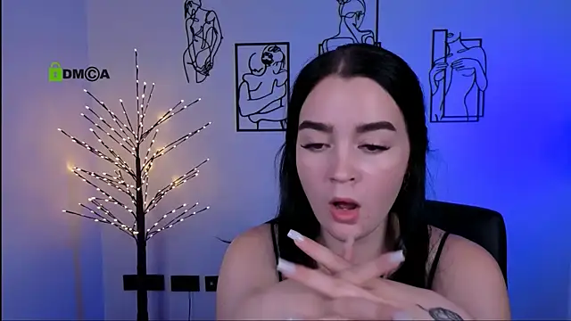 monica_xcx's Live XXX Chat