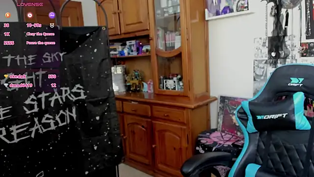 _sakae_'s Live XXX Chat