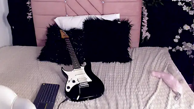oli_dusk Chat XXX live