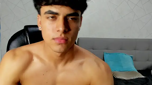 Toji_ferrer's Live XXX Chat