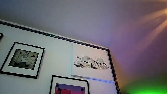 1Hugo1 Live XXX Chat