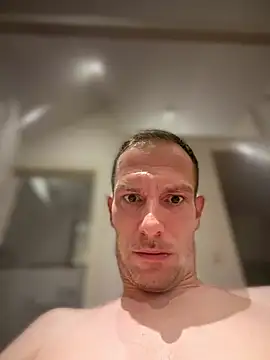Cocaineee_Ger: απευθείας συνομιλία ΧΧΧ