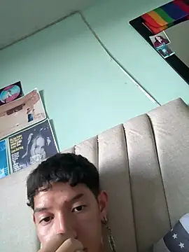 heyy_noah11 লাইভ XXX চ্যাট