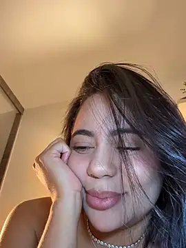 Aryrosee's Live XXX Chat
