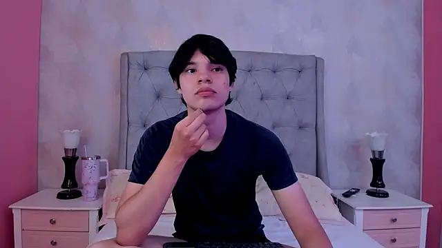 Онлайн чат XXX ColtonRyann