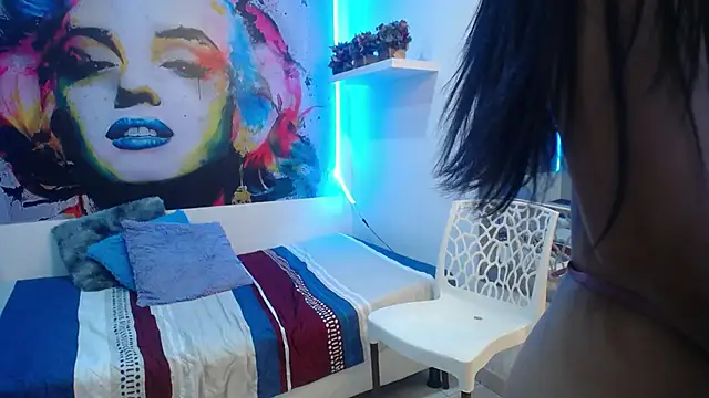 nicol_ross19のライブXXXチャット