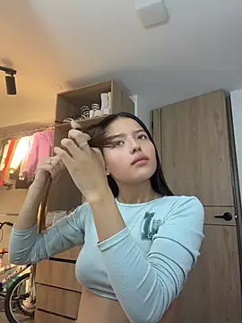 دردشة Sofia18_pinkk الجنسية المباشرة