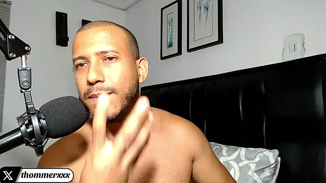MatBrussel's Live XXX Chat