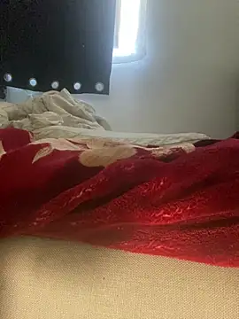 Chat +18 de GusanoDelicioso ao vivo