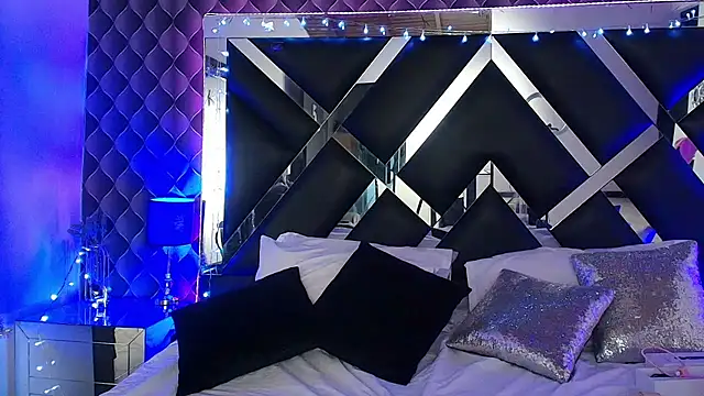 victoriaa_lee_'s Live XXX Chat