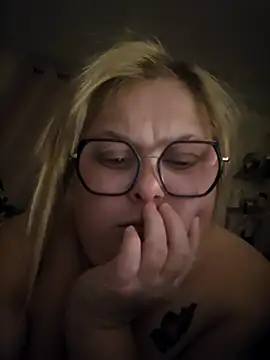 Ivy-Rose-xx's Live XXX Chat