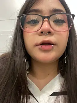 Czat XXX na żywo – Amara_Kazumii