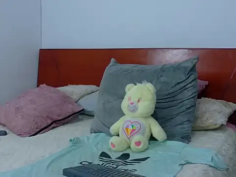 skoook_gray_ élő XXX-chatje