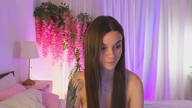 EvaHair Adlı Modelin Canlı XXX Sohbeti