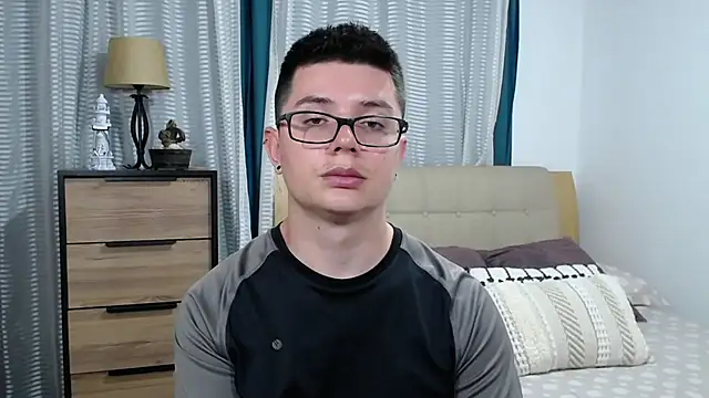 Онлайн чат XXX BlackFoXXX69