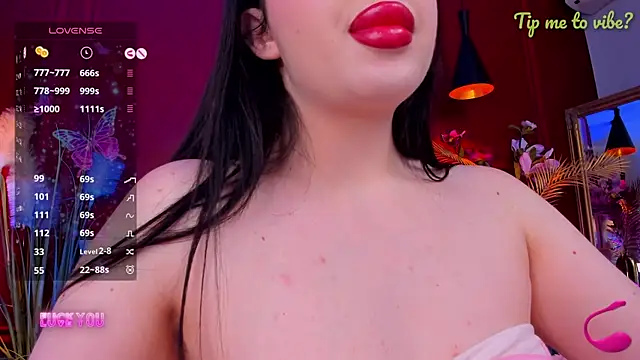 XXX chat uživo modela Mayzzie
