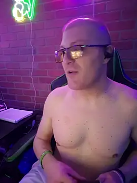 chronic_vibez's Live XXX Chat