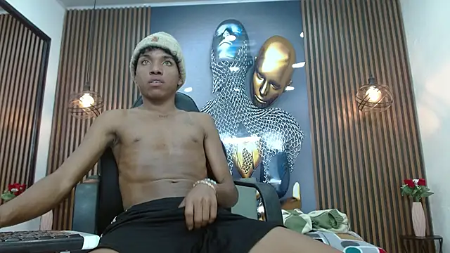 Chatroom XXX en direct de AlessandroBlack_