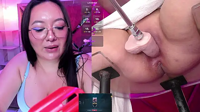 CataleyaGlow's Live XXX Chat