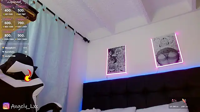 Chat +18 de Angely_Lxx ao vivo