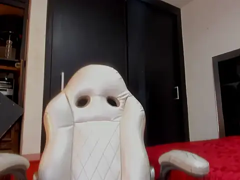 Miranda_bigcock3 webcam show