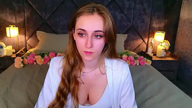 Tara_Keats live XXX chat