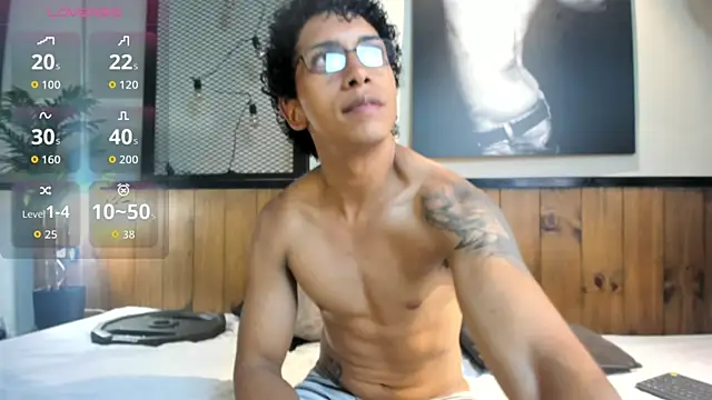EnriqueBrook live XXX chat