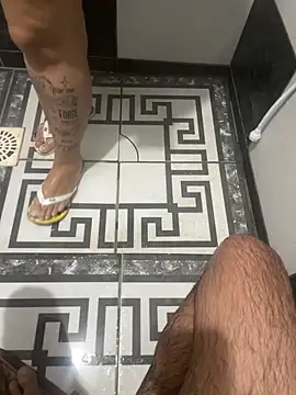 casadinho_19 Adlı Modelin Canlı XXX Sohbeti