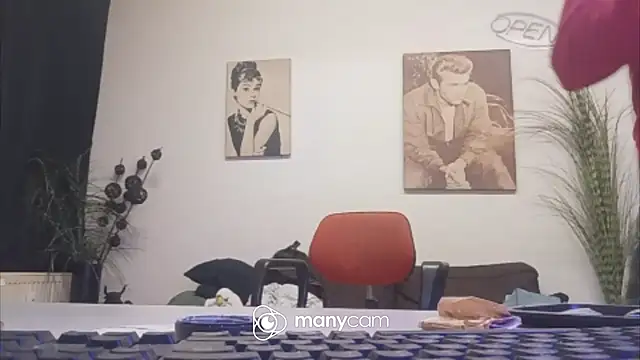 دردشة der_dino30 الجنسية المباشرة