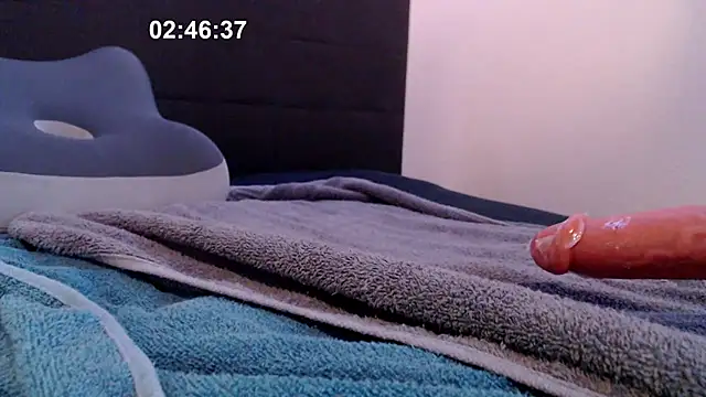 -sluttyass- Chat XXX in diretta