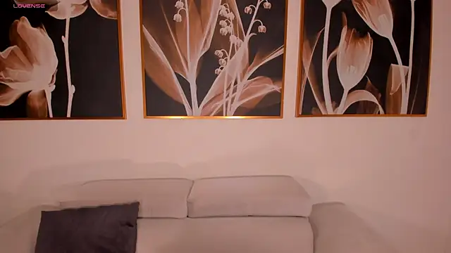 Czat XXX na żywo – JuliaBanks_