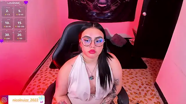 Nicolle_Ruizz Chat XXX in diretta