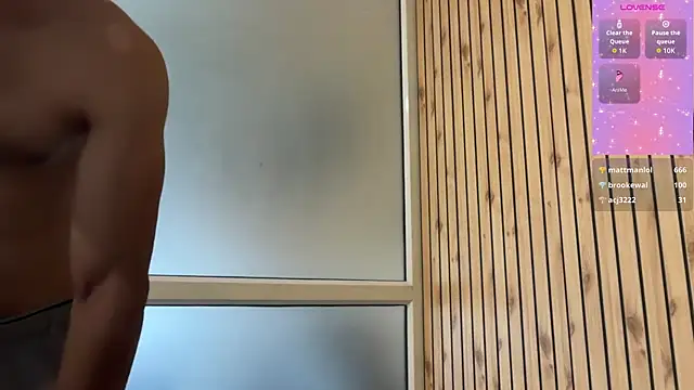 DevilsFavoriteBoy Show in webcam