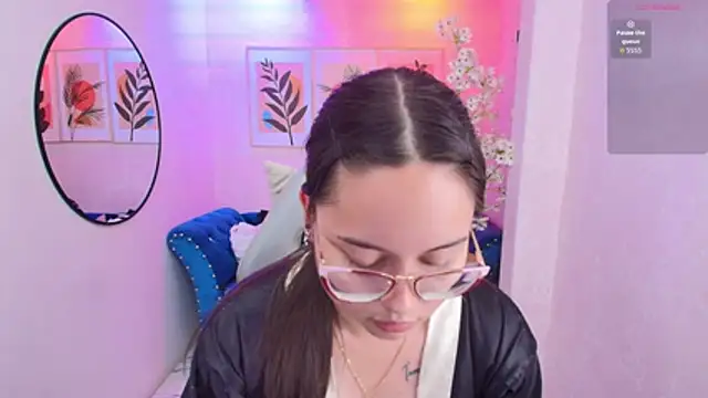 Shady_bug live XXX chat
