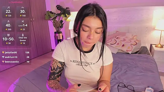 XXX chat uživo modela Lummii_