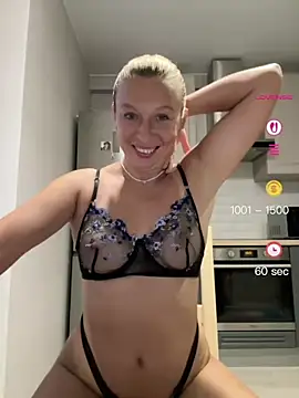 Kittie_Valentinen Live XXX chat