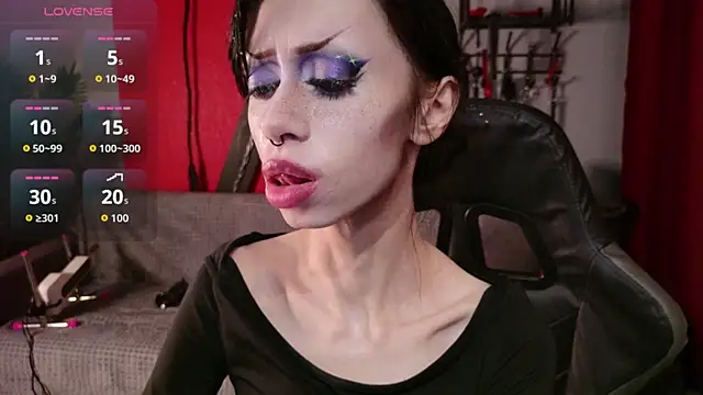 devvilss_toy élő XXX-chatje