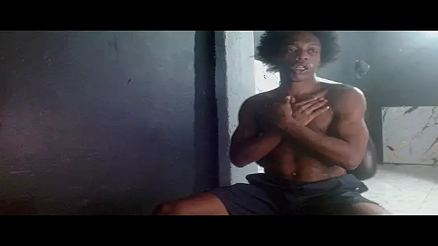 Larry-n-clouds élő XXX-chatje