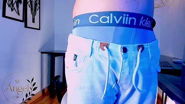 Živý XXX chat AngelBlue__