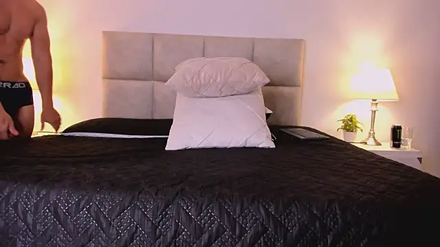Chat +18 de Chriss_Diamond ao vivo
