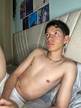 heyy_noah11n Live XXX chat