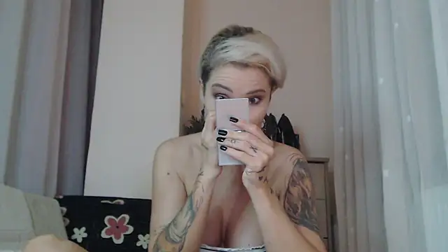 Živý XXX chat JADAPink___