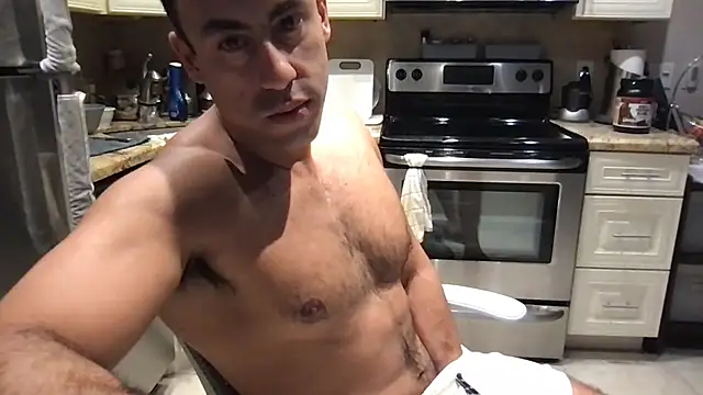 Chat XXX en directo de BigGuyMuscle