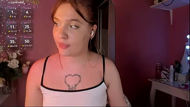 CarolineLovers' Live XXX Chat
