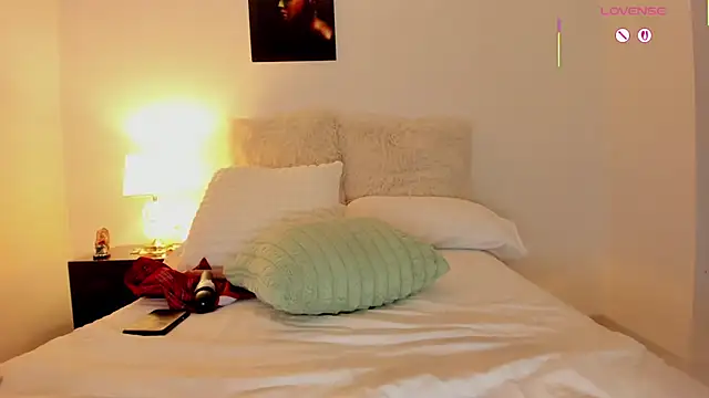 Chat +18 de Skay_Hot ao vivo
