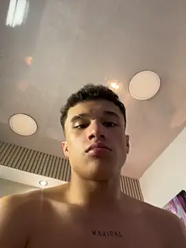 Dominik_Souza XXX чат на живо