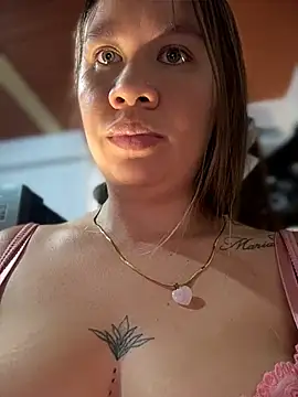 Emiily_lee Chat XXX in diretta