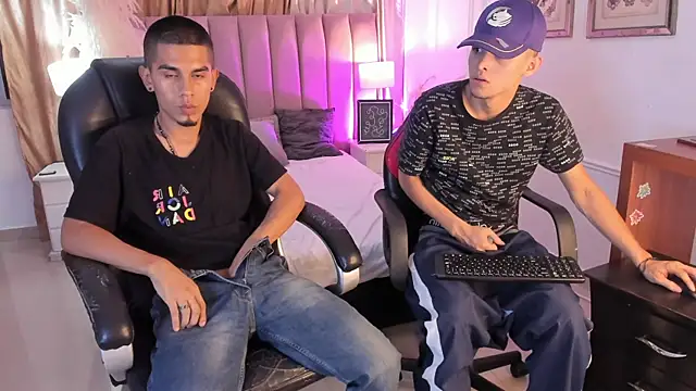 XXX chat uživo modela your_d0ll1