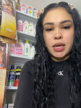 FOX_LATINA élő XXX-chatje