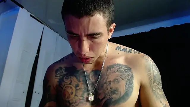 Adam_Hudsond's Live XXX Chat